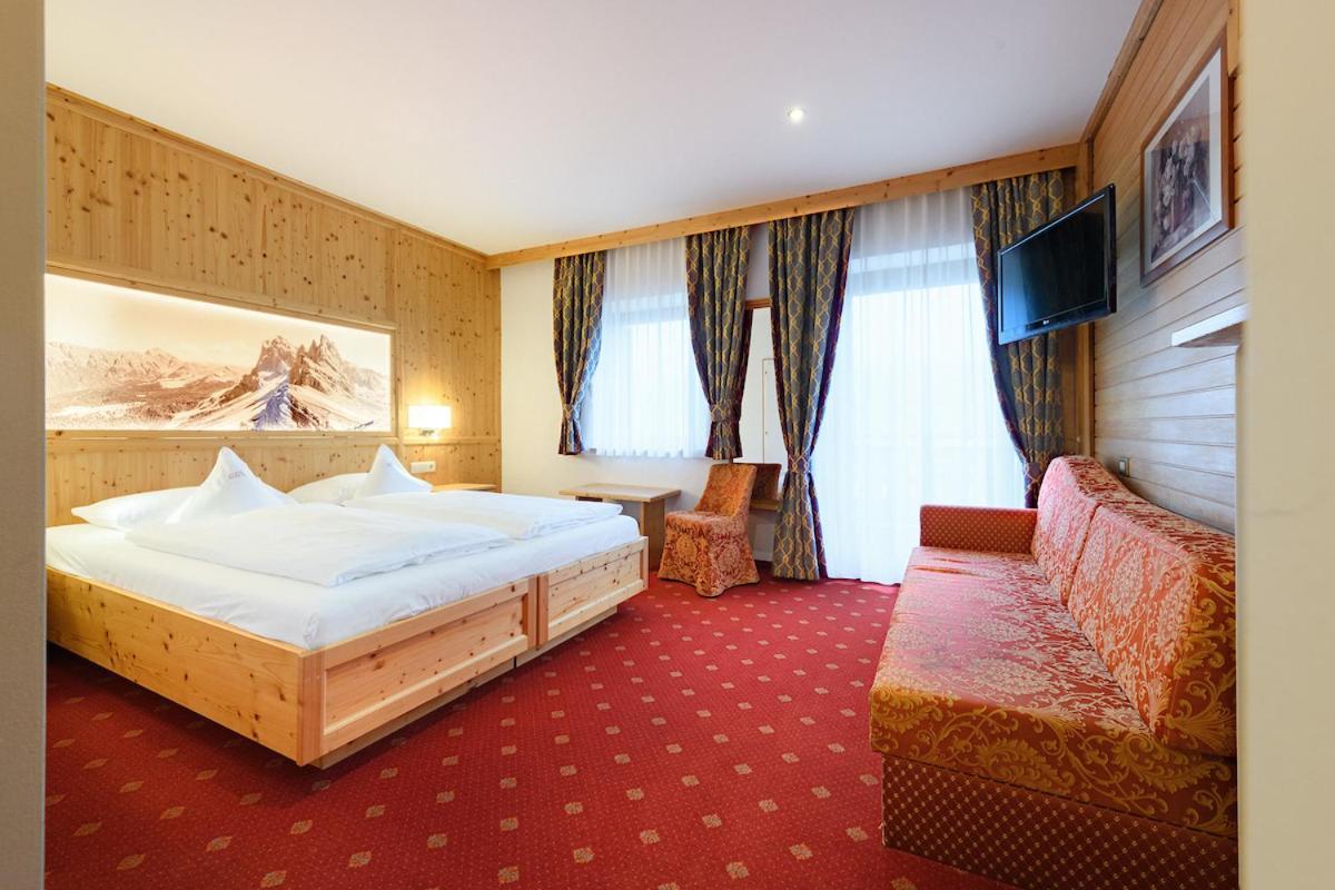 Hotel Ronce Ortisei Ngoại thất bức ảnh