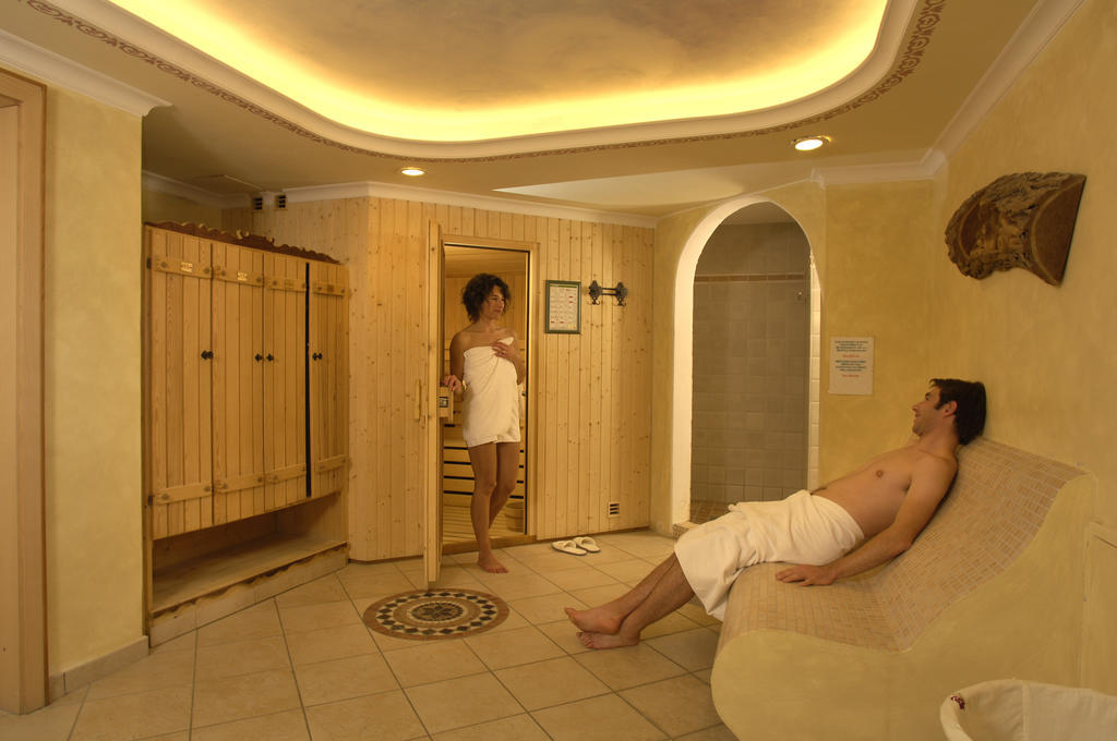 Hotel Ronce Ortisei Ngoại thất bức ảnh